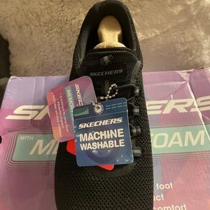 Skechers Memory foam